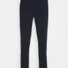 Samsøe Samsøe SMITHY TROUSERS - Pantalon classique Men -Univers de la Mode Boutique a052b5babbb443279fab0bee307bdb6c 1