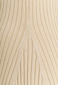 Samsøe Samsøe LUCY POLO DRESS - Robe pull Women 7 Samsøe Samsøe LUCY POLO DRESS - Robe pull Women -Univers de la Mode Boutique a3b4da9942cd4952a2ea81e990b338d9