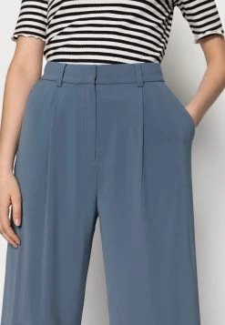 Samsøe Samsøe JALIA TROUSERS - Pantalon classique Women 11 Samsøe Samsøe JALIA TROUSERS - Pantalon classique Women -Univers de la Mode Boutique a973e34eae9f42a1bb62c41bcd72080e