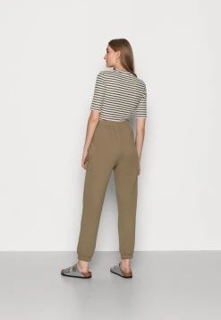 Samsøe Samsøe CARMEN TROUSERS - Pantalon de survêtement Women -Univers de la Mode Boutique ae14e98c3e1e4d83a4cfaf610fbe1e9f