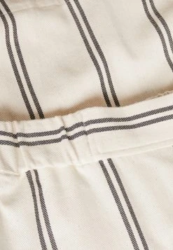 Samsøe Samsøe LUELLA - Short Women 13 Samsøe Samsøe LUELLA - Short Women -Univers de la Mode Boutique b0c978142f924c74a61c6d033a6985ee