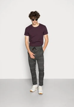 Samsøe Samsøe KRONOS - T-shirt basique Men -Univers de la Mode Boutique b443f493de9f4f4c8c81e937791da9d9