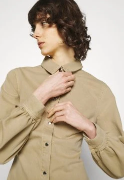 Sams&oslash;e Sams&oslash;e MOONSTONE DRESS - Robe en jean Women -Univers de la Mode Boutique b531a7f031f34778997c869bc7b625a7