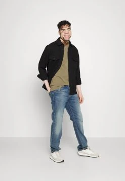 Samsøe Samsøe KRONOS - T-shirt basique Men -Univers de la Mode Boutique b578fdb3da884b41a8e48dabb88b6bc5