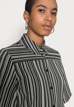 Sams&oslash;e Sams&oslash;e DEMI LONG DRESS - Robe chemise Women -Univers de la Mode Boutique b66396ec6e8b4f57a10b27c4b6bddf8f