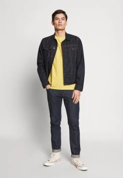 Samsøe Samsøe KRONOS - T-shirt basique Men 30 Samsøe Samsøe KRONOS - T-shirt basique Men -Univers de la Mode Boutique bb6eb7d804d1498384694cf629c80609