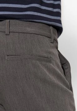 Samsøe Samsøe FRANKIE PANTS - Pantalon classique Men 16 Samsøe Samsøe FRANKIE PANTS - Pantalon classique Men -Univers de la Mode Boutique bc5e119d40db439f9647ac30a30965ce