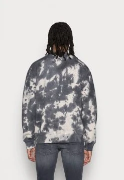 Samsøe Samsøe TIEDYE CREW NECK - Sweatshirt Men 9 Samsøe Samsøe TIEDYE CREW NECK - Sweatshirt Men -Univers de la Mode Boutique be9801a1cb4c458d9ff46cbc8db044da