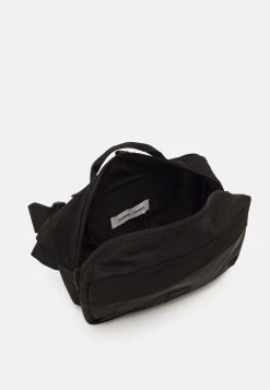 Samsøe Samsøe KAMMO CROSSBODY BAG UNISEX - Sac bandoulière All -Univers de la Mode Boutique bf0ede2238694dbb92e2c3669c6bee2f