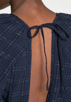 Sams&oslash;e Sams&oslash;e CANDECE BLOUSE - Blouse Women -Univers de la Mode Boutique bf100ec2aa7642f2afaa26e4fb8579c1