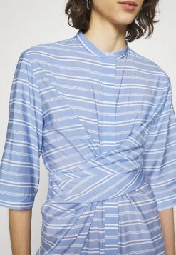 Samsøe Samsøe SYLVIA SHIRT DRESS - Robe chemise Women -Univers de la Mode Boutique c05da01825f94344b5a0d0aed721f226