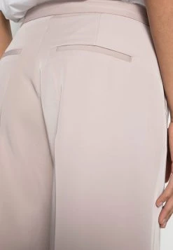 Samsøe Samsøe COLLOT TROUSERS - Pantalon classique Women -Univers de la Mode Boutique c10c2b265d054561af5ed89da0ed876a