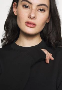 Samsøe Samsøe KELSEY CREW NECK - Sweatshirt Women -Univers de la Mode Boutique c3fd33e61df944d89e25ea0e20e1136f