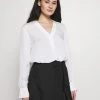 Samsøe Samsøe HAMILLA BLOUSE - Blouse Women 1 Samsøe Samsøe HAMILLA BLOUSE - Blouse Women -Univers de la Mode Boutique cd8c1fa734b34964a3232ab5da9b3e65