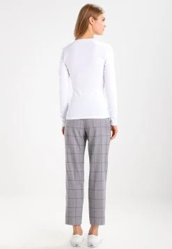 Sams&oslash;e Sams&oslash;e ALEXA - T-shirt à manches longues Women -Univers de la Mode Boutique cdef21d4094649178750fcef41a61278