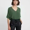 Samsøe Samsøe MAINS V NECK - Blouse Women 1 Samsøe Samsøe MAINS V NECK - Blouse Women -Univers de la Mode Boutique cf0cd0e12db0497e95f8ddc9aebb9861