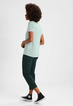 Samsøe Samsøe NOBEL TEE STRIPE - T-shirt imprimé Women 13 Samsøe Samsøe NOBEL TEE STRIPE - T-shirt imprimé Women -Univers de la Mode Boutique d061efa0c214416a9ca27e21799c2051