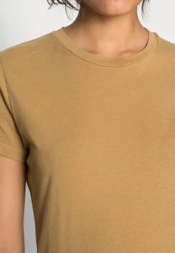 Samsøe Samsøe SOLLY TEE SOLID - T-shirt basique Women 23 Samsøe Samsøe SOLLY TEE SOLID - T-shirt basique Women -Univers de la Mode Boutique d2437eefff6842d381d8a3d58c1452cb