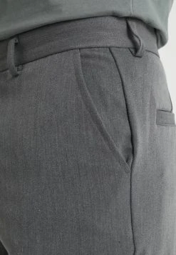 Samsøe Samsøe FRANKIE PANTS - Pantalon de costume Men -Univers de la Mode Boutique d3adeb8f6a594252ae56f4b3193f8a73