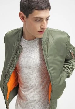 Samsøe Samsøe T-shirt basique Men -Univers de la Mode Boutique d6dabf7ccff14db888c753b0e0a60fd0