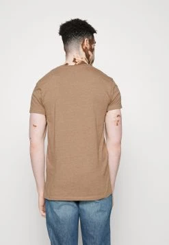 Samsøe Samsøe KRONOS - T-shirt basique Men -Univers de la Mode Boutique d6f8c782b669402789e83fd19544a127