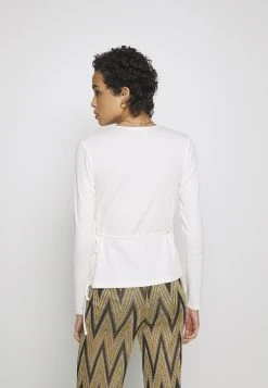 Samsøe Samsøe SARAIWRAP - T-shirt à manches longues Women -Univers de la Mode Boutique d76ce5c9db20400e9ac97ec5a1e3f70f