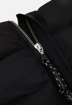 Samsøe Samsøe SHASTA NECK WARMER - Écharpe Women 9 Samsøe Samsøe SHASTA NECK WARMER - Écharpe Women -Univers de la Mode Boutique d9109e3fe13641c1aa0b86a8e9d15c7f