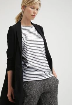 Samsøe Samsøe NOBEL STRIPE - T-shirt à manches longues Women -Univers de la Mode Boutique df125a23bddd456eb0eeee2cc734ac9f