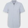 Samsøe Samsøe EINAR - Chemise Men -Univers de la Mode Boutique e50e69b73fac4c258b26de77a08f743a