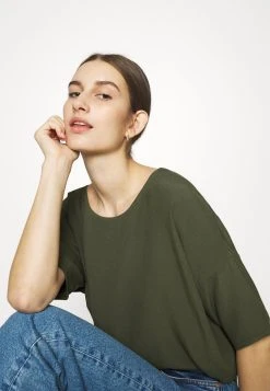 Samsøe Samsøe MAINS TEE - Blouse Women 15 Samsøe Samsøe MAINS TEE - Blouse Women -Univers de la Mode Boutique ed7dd441ba9b49e09bb15d44110d3928