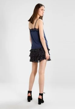 Samsøe Samsøe Blouse Women -Univers de la Mode Boutique f194cd584fc94925b57397779868c4b9