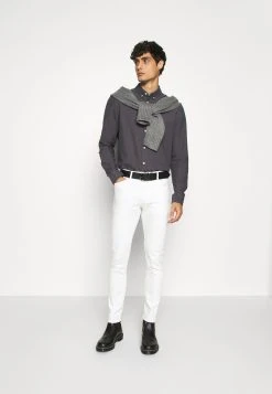 Samsøe Samsøe LIAM SHIRT - Chemise Men 15 Samsøe Samsøe LIAM SHIRT - Chemise Men -Univers de la Mode Boutique f8e4e59f69c54bc49d96947fe922546d