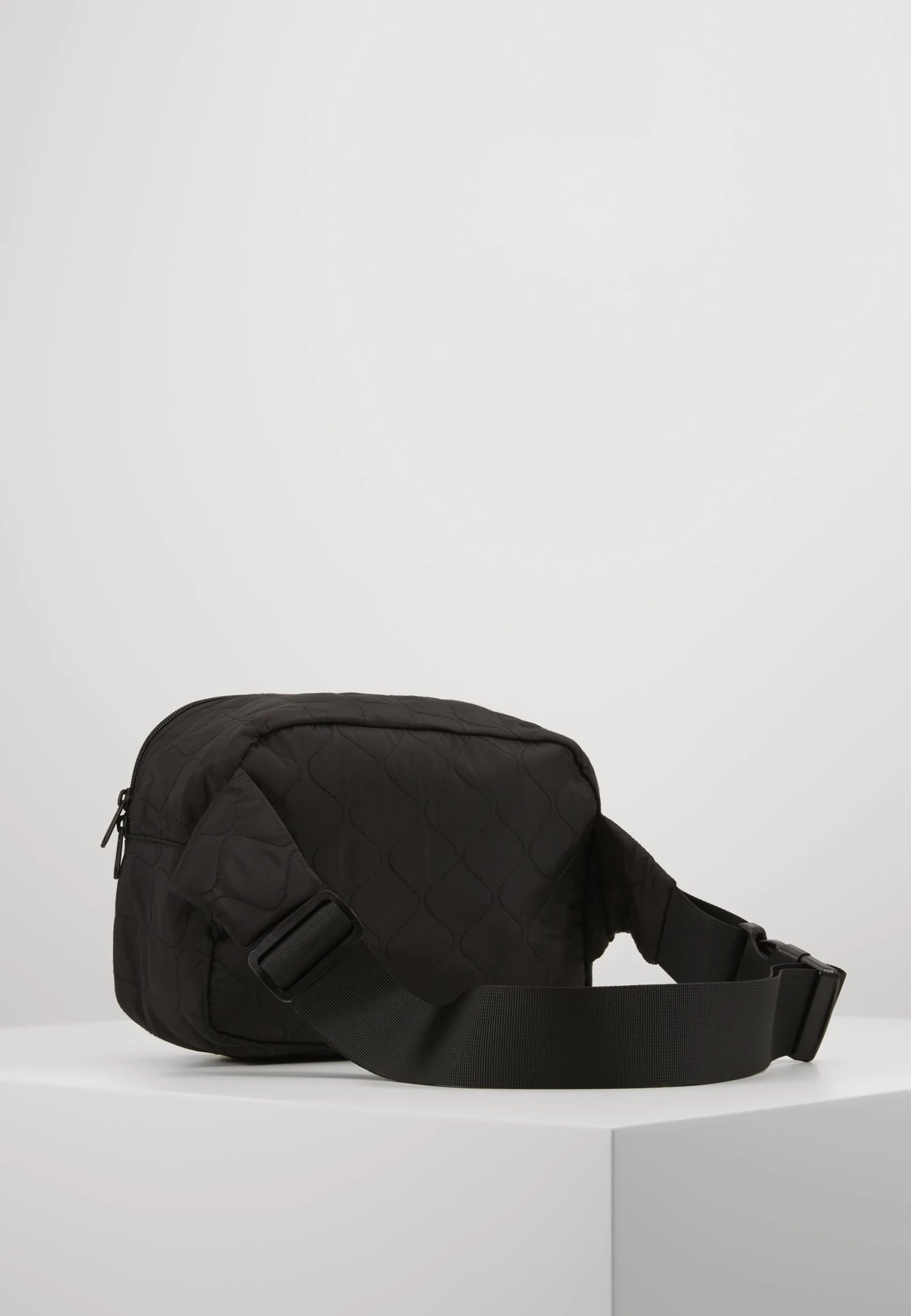 Samsøe Samsøe KEVIN BAG Q - Sac banane All 4 Samsøe Samsøe KEVIN BAG Q - Sac banane All – Image 2