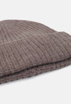 Samsøe Samsøe VIK BEANIE UNISEX - Bonnet All -Univers de la Mode Boutique fc77dc0ae1af4c76871492e484fc8e11