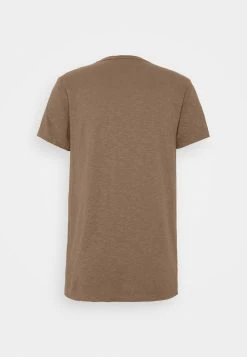 Samsøe Samsøe LASSEN - T-shirt basique Men 17 Samsøe Samsøe LASSEN - T-shirt basique Men -Univers de la Mode Boutique fd40a746c3fc4331893cdcdaa8968161
